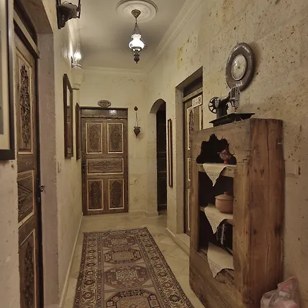 Vista Cave Hotell 2*